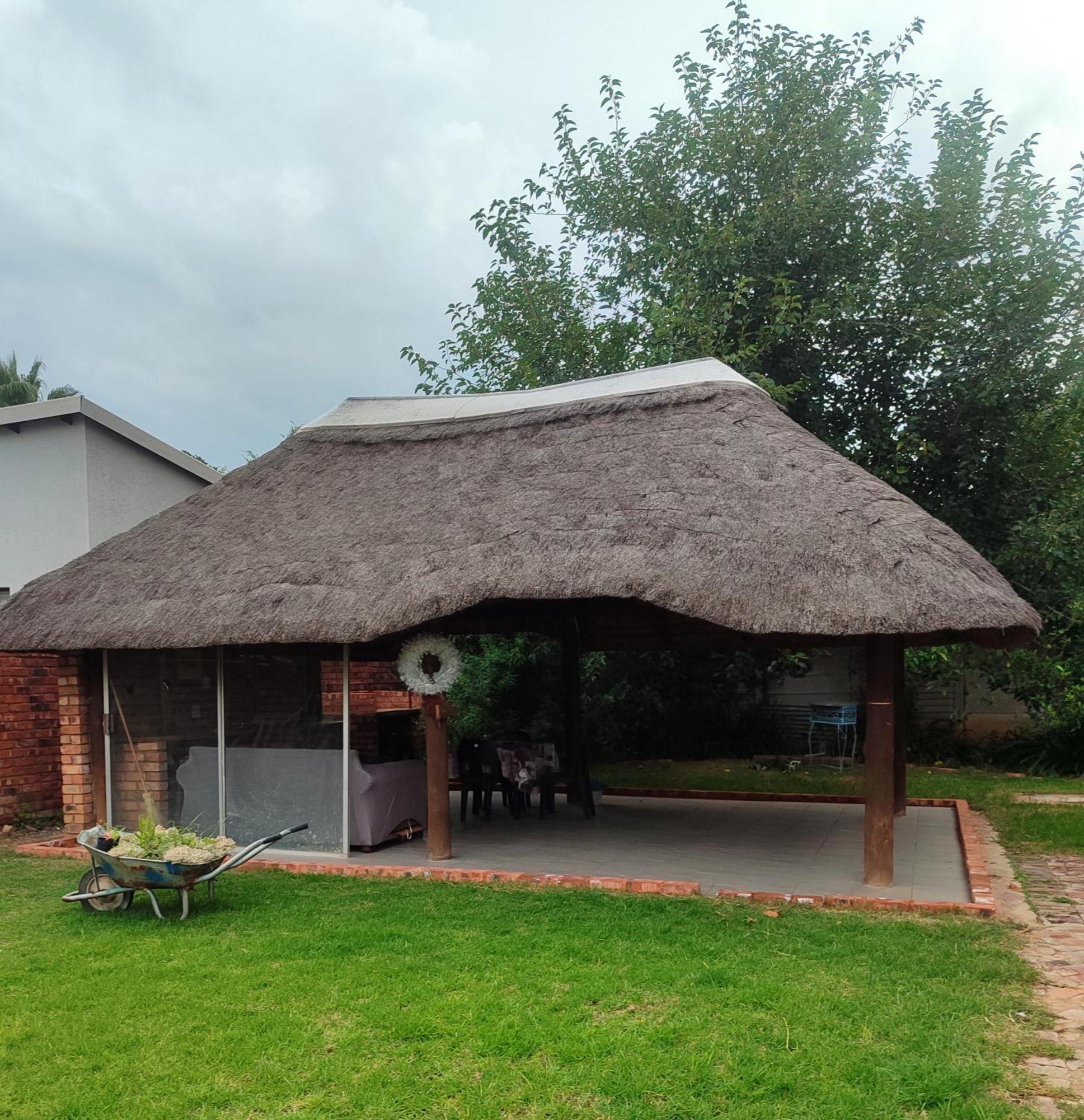 Zina Hotel Pretoria Exterior photo